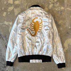 画像1: BACK SCORPION EMBROIDERY QUILTING ZIP UP JACKET / Mens M (1)