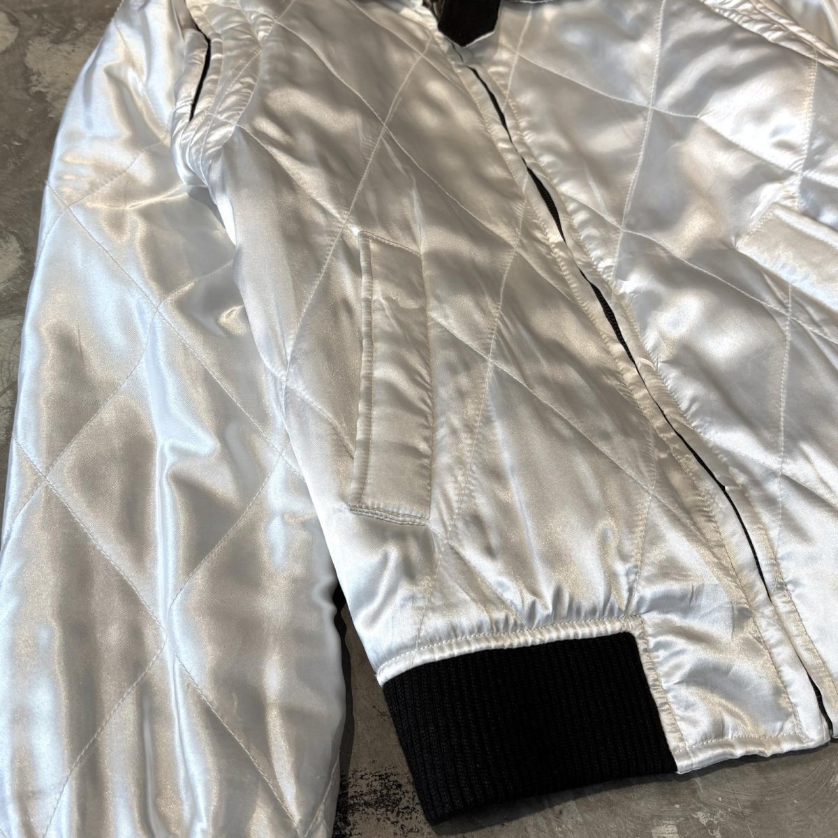 画像5: BACK SCORPION EMBROIDERY QUILTING ZIP UP JACKET / Mens M (5)