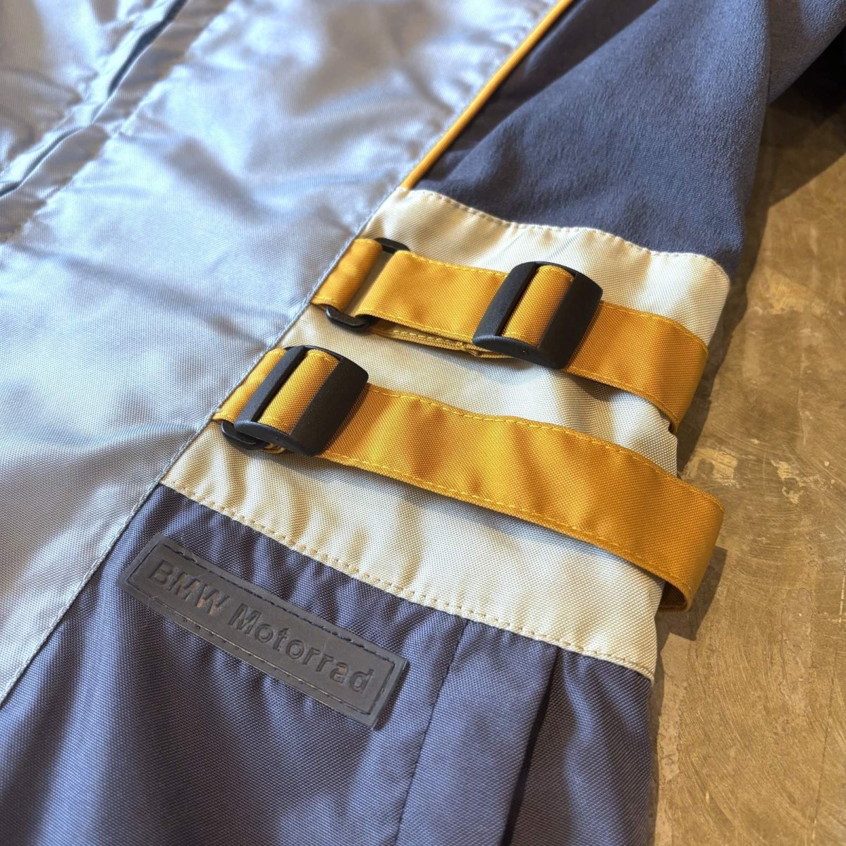 画像11: "BMW" MATERIAL SWITCHED DOUBLE ZIP RACING JACKET / Mens L / MADE IN HUNGARY (11)