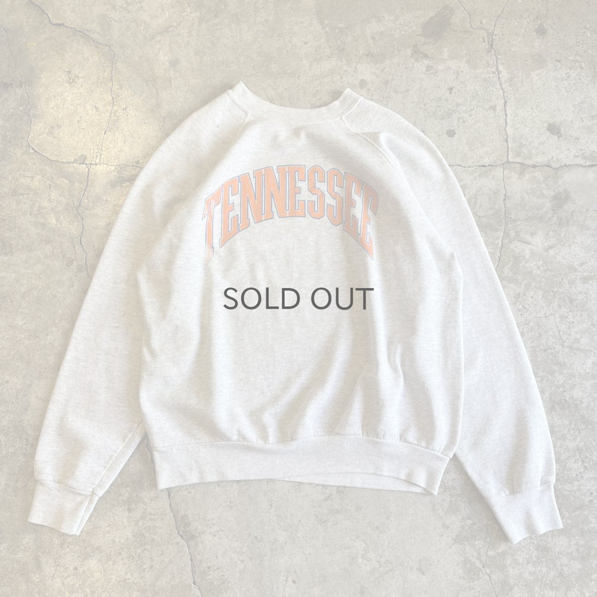 画像1: 90's "TENNESSEE" COLOR LOGO POINT DESIGN L/S SWEAT / Ladies L(XL) / MADE IN USA (1)