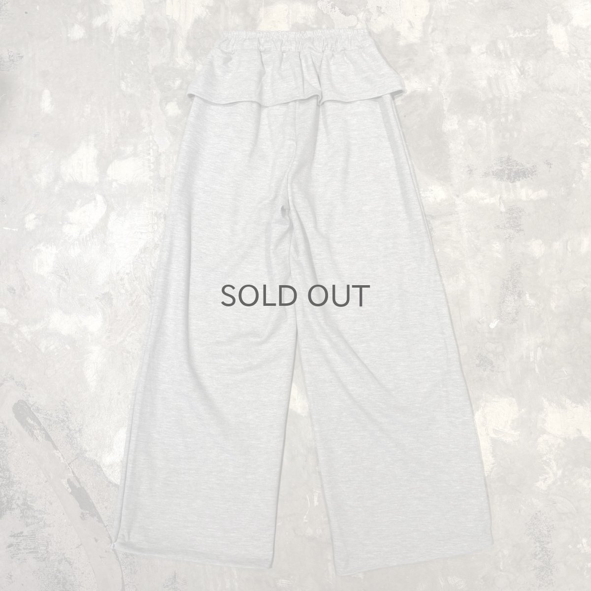 画像2: 【WONDERGROUND】D-CODE LAYERED WIDE SWEAT PANTS / GREY / OS (2)