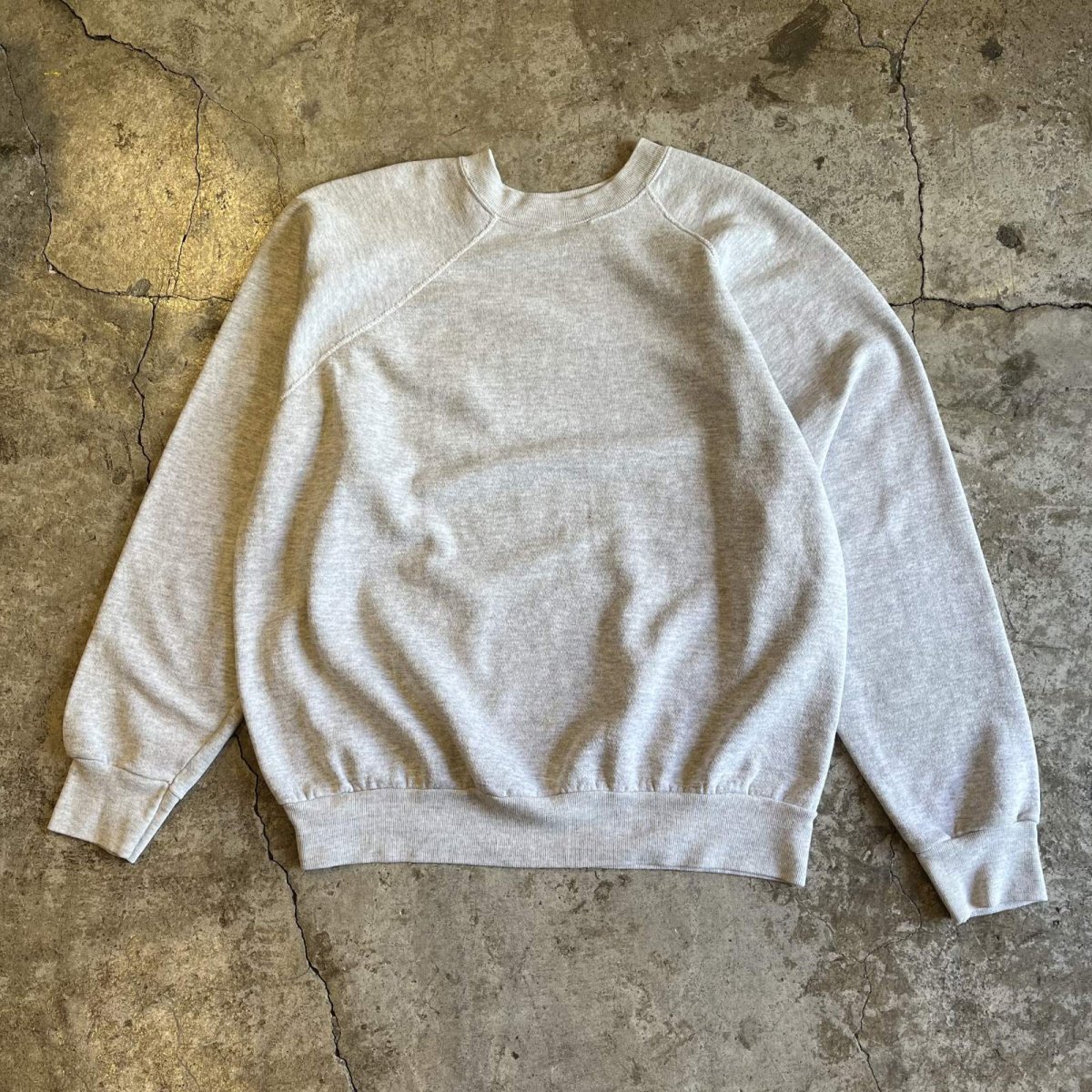 画像2: 90's "TENNESSEE" COLOR LOGO POINT DESIGN L/S SWEAT / Ladies L(XL) / MADE IN USA (2)