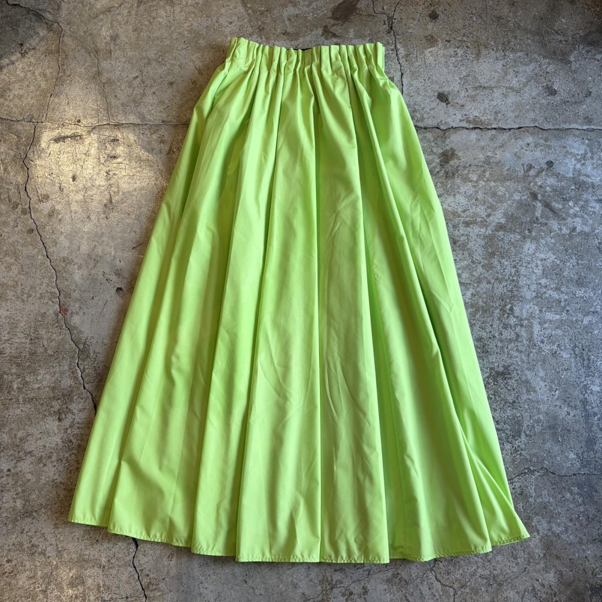 画像1: YELLOW GREEN NEON COLOR DESIGN FLARE SKIRT / W24~W31 (1)
