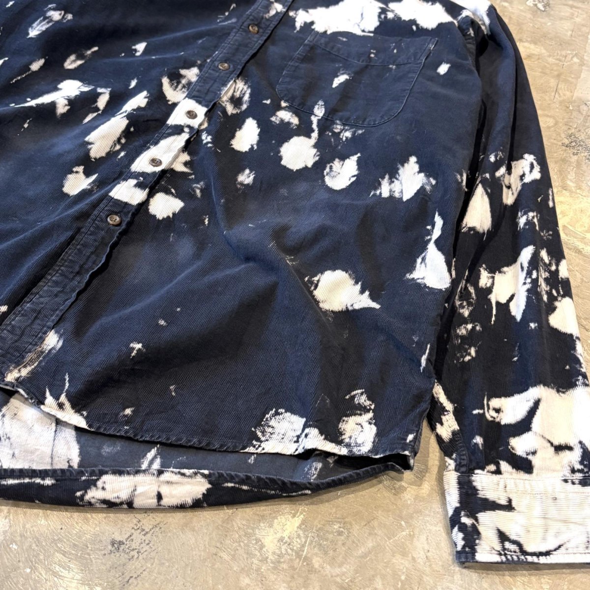 画像6: MONOCHROME BLEACHED PATTERN CORDUROY L/S SHIRT / Mens XL (6)