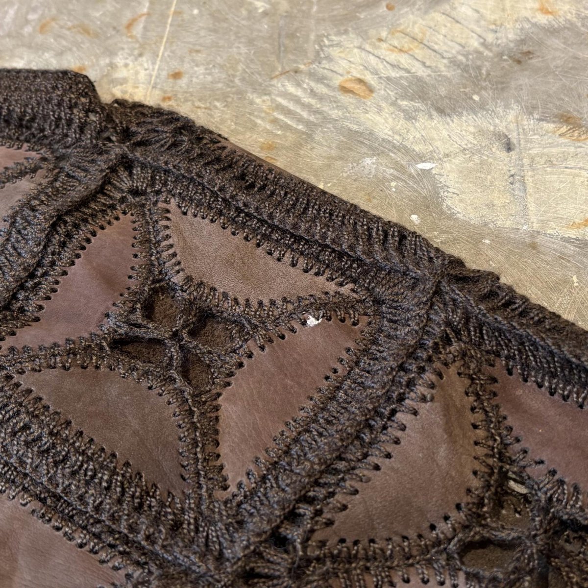 画像11: SUEDE LEATHER PATCHWORK & LACE UP CARDIGAN / Mens XL (11)