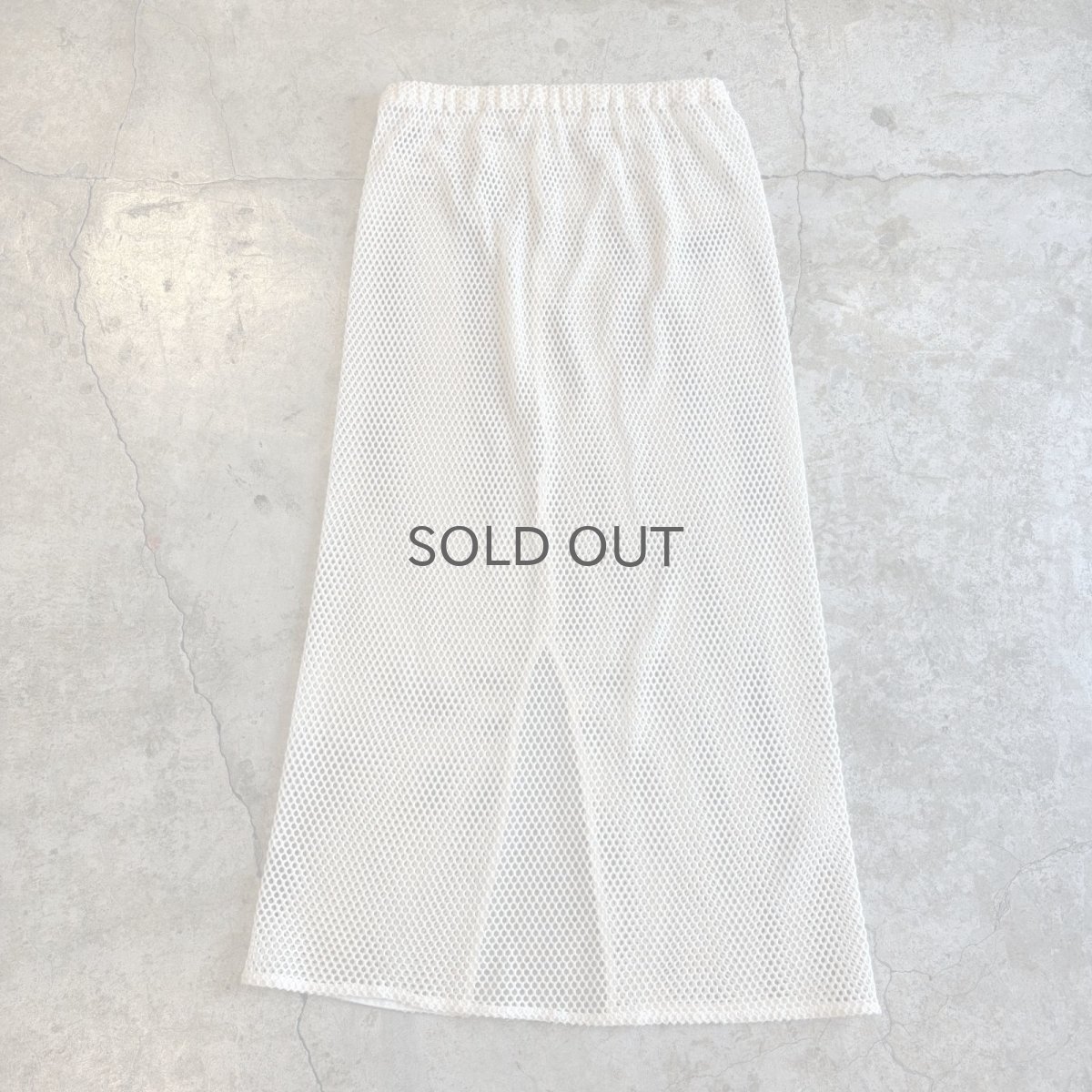 画像1: IVORY COLOR MESH DESIGN BACK SLIT LONG SKIRT / W26~W39 (1)