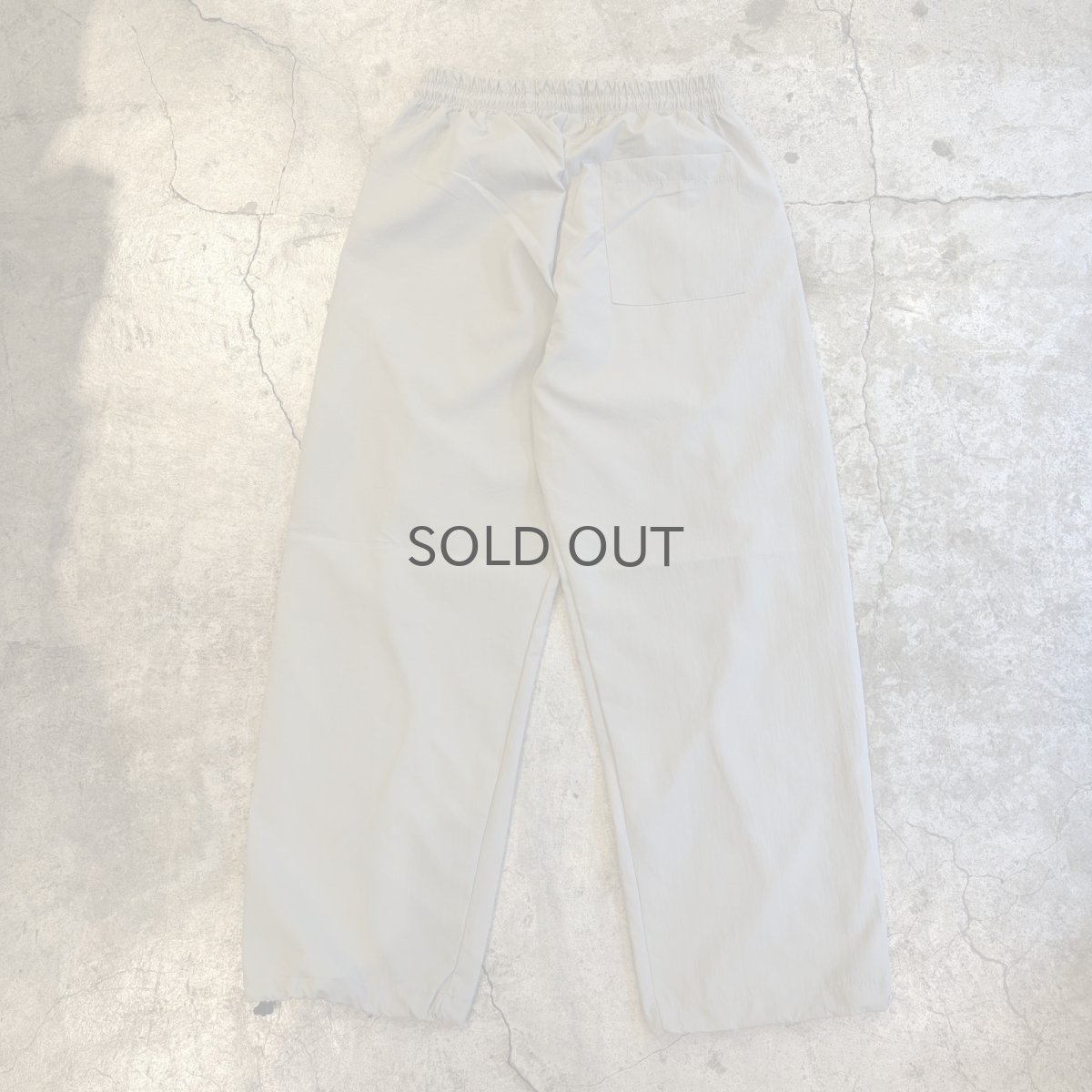 画像2: 【WONDERGROUND】WAVE NOTCH PATTERN NYLON PANTS / GRAY / OS (2)