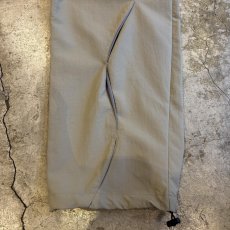 画像7: 【WONDERGROUND】WAVE NOTCH PATTERN NYLON PANTS / GRAY / OS (7)