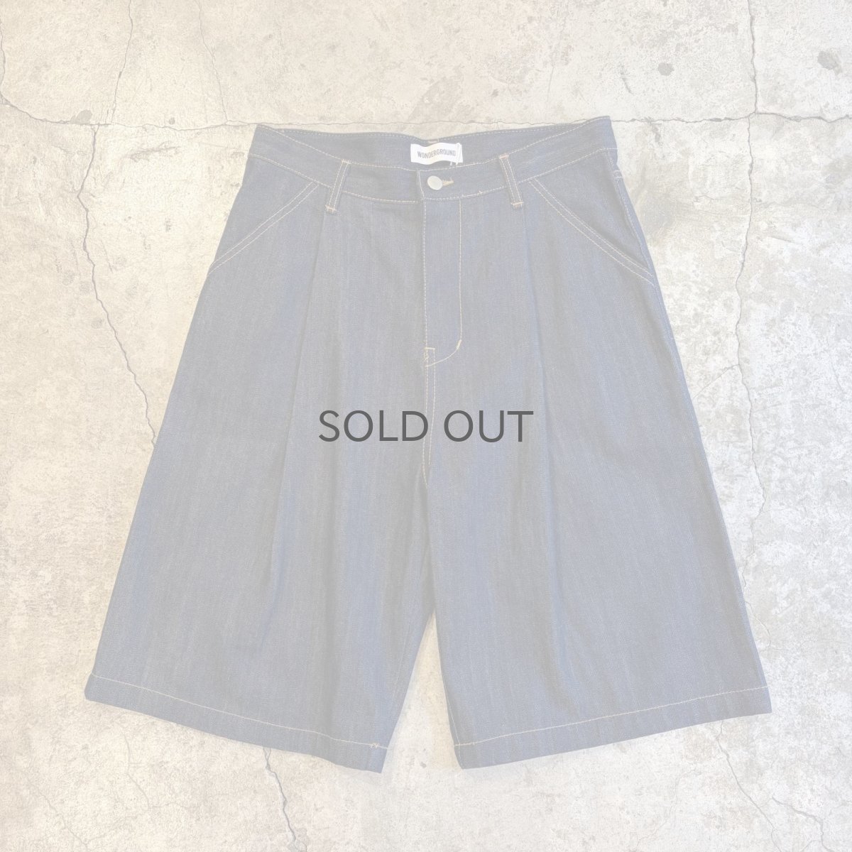 画像1: 【WONDERGROUND】BERMUDA INDIGO DENIM SHORTS / OS (1)