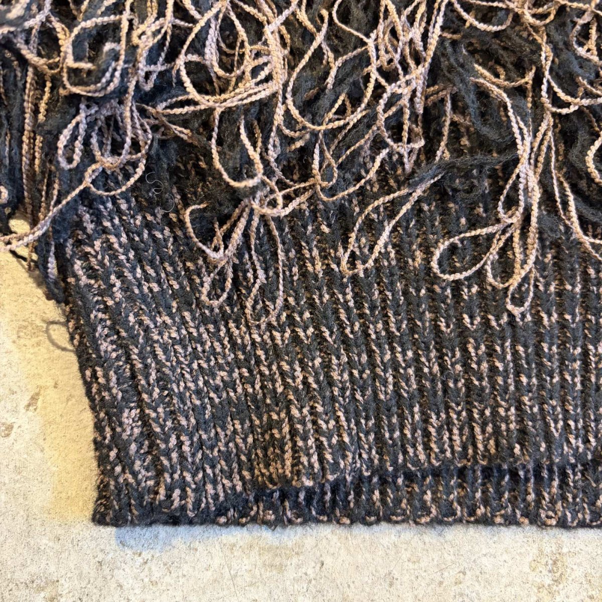 画像10: 2TONE COLOR LOOP FRINGE DESIGN KNIT SHORT CARDIGAN / Ladies M (10)