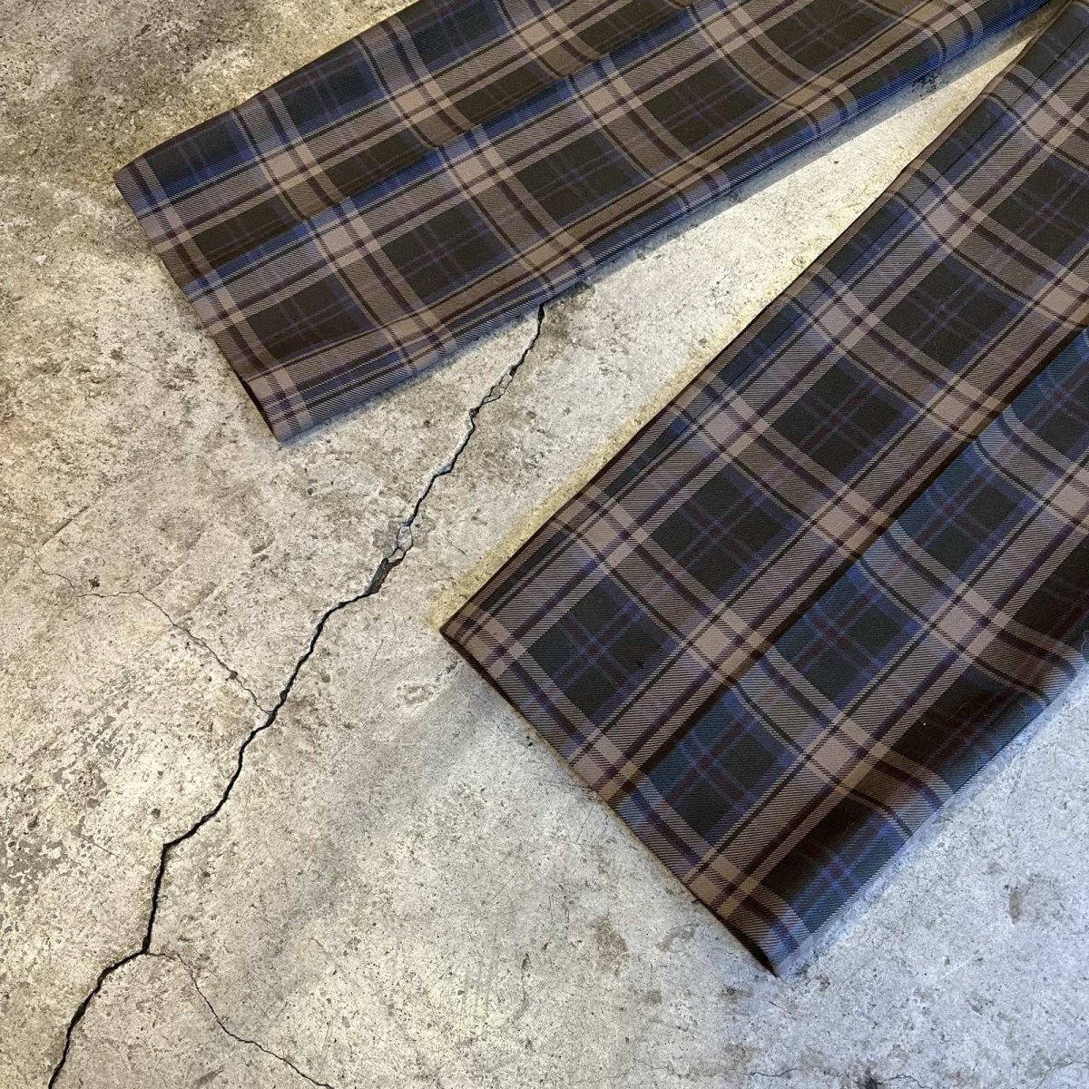 画像4: 2 TUCK DESIGN TARTAN CHECK PATTERN SLACKS PANTS / W31 (4)