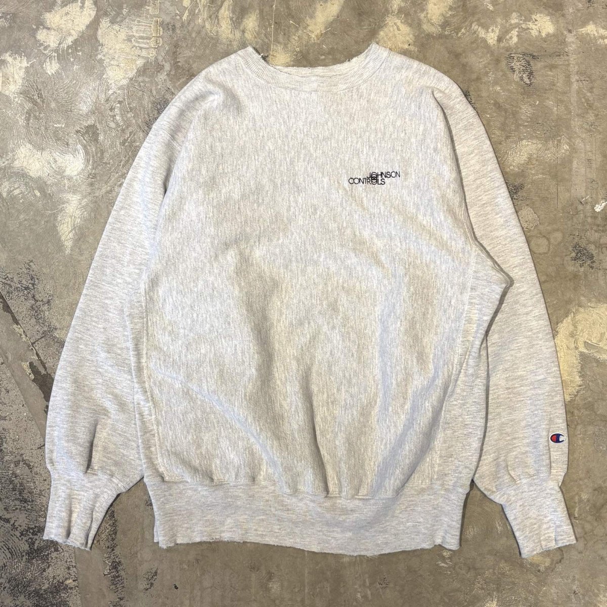 画像1: 90's【CHAMPION】REVERSE WEAVE EMBROIDERY SWEAT / Mens XL (1)
