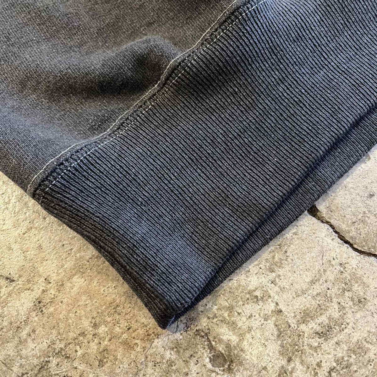 画像3: 90's BLACK COLOR FRONT "AMSTERDAM" DESIGN L/S SWEAT / Ladies L  (3)