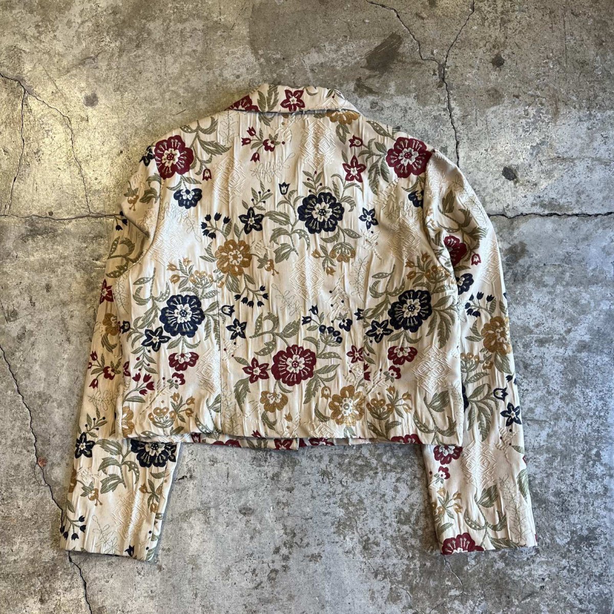 画像2: ALL OVER FLOWER EMBROIDERY PATTERN SHORT DESIGN JACKET / Ladies M(14) (2)