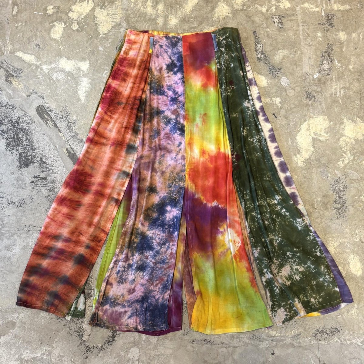 画像2: MULTI PATTERN FRONT BUTTON SLIT SKIRT / W30 (2)