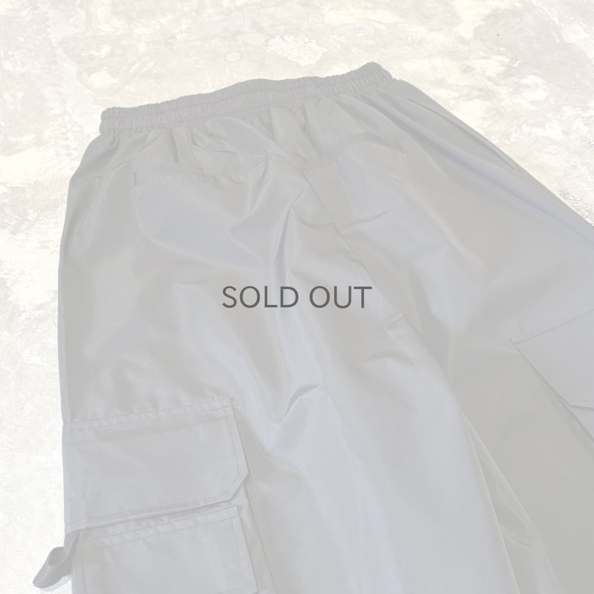 画像9: 【WONDERGROUND】MULTI CARGO POCKET WIDE NYLON PANTS / BLACK / OS (9)