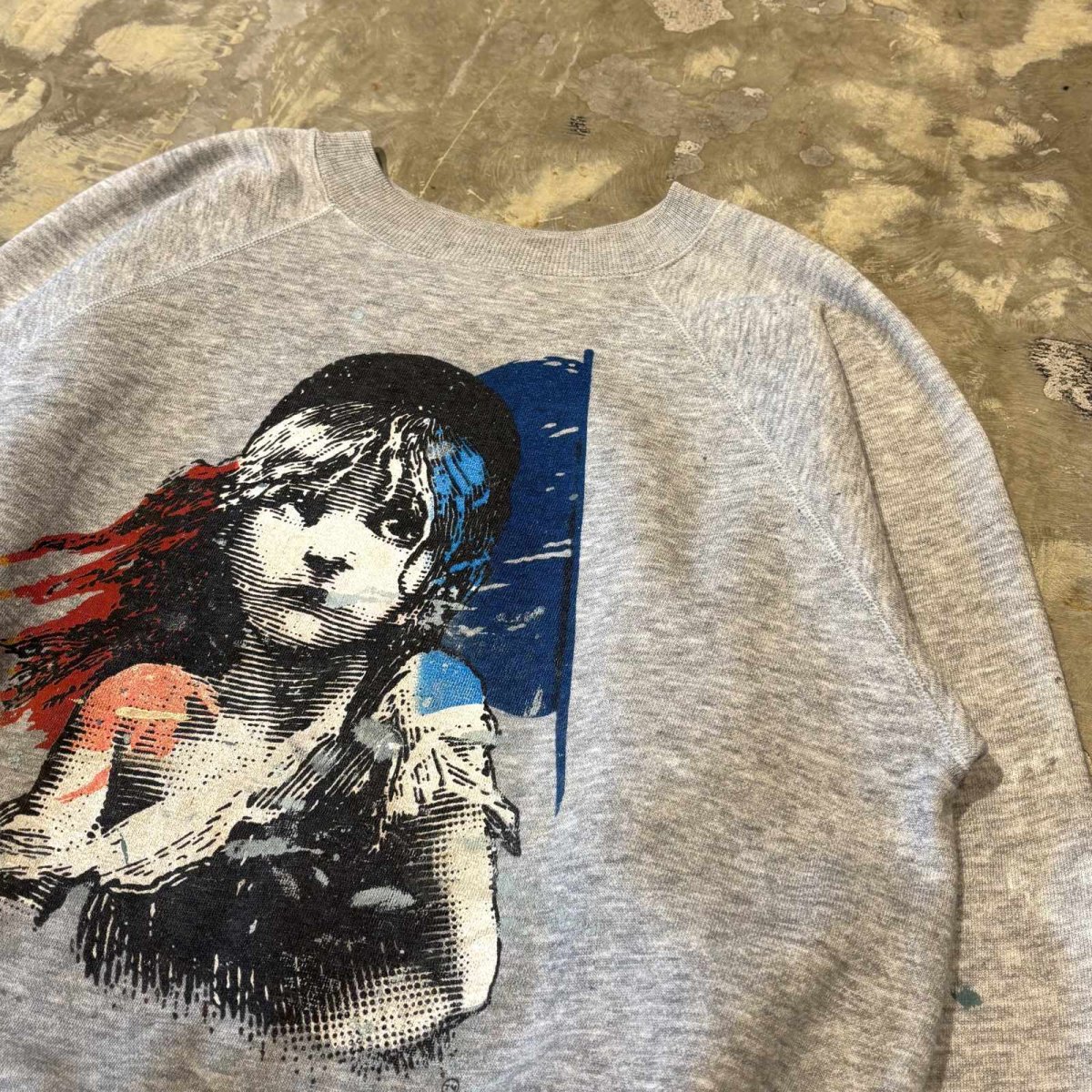 画像4: 80~90's "Les Misérables" BOTH SIDE PRINTED SWEAT / Mens L / MADE IN USA (4)