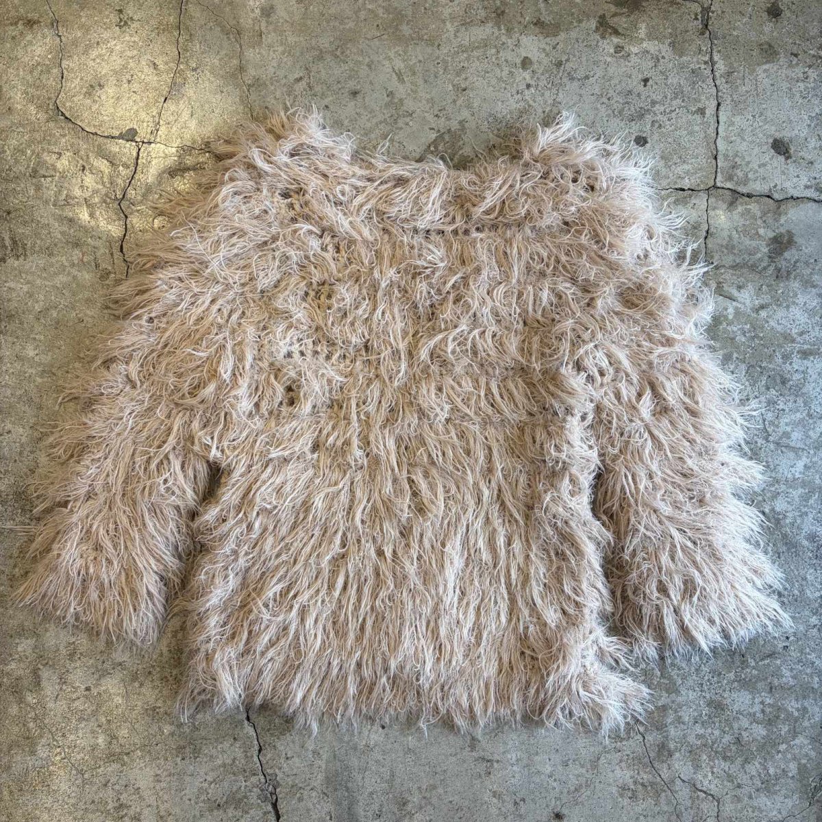 画像2: PINK BEIGE COLOR SHAGGY VOLUME DESIGN KNIT CARDIGAN / Ladies L (2)