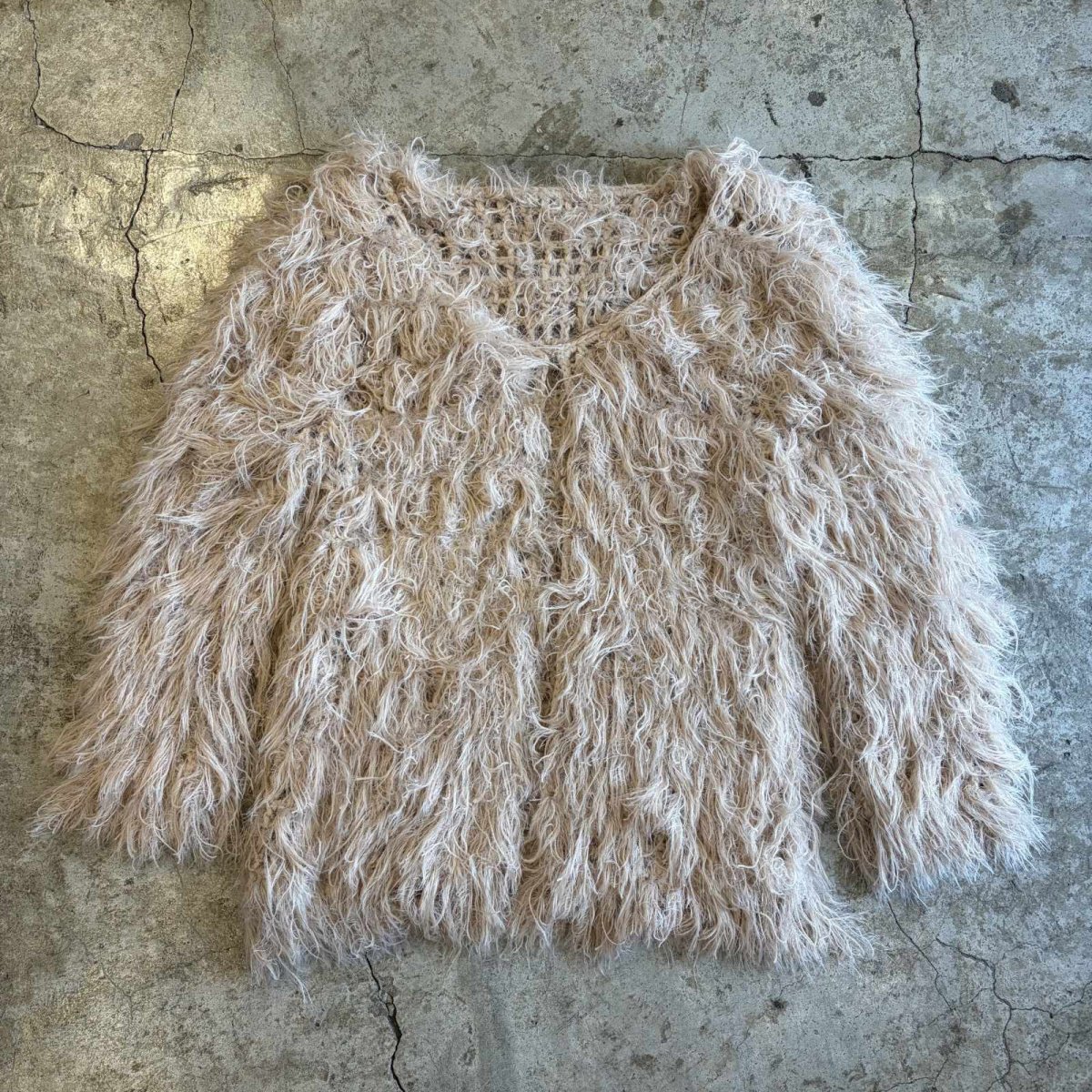 画像1: PINK BEIGE COLOR SHAGGY VOLUME DESIGN KNIT CARDIGAN / Ladies L (1)