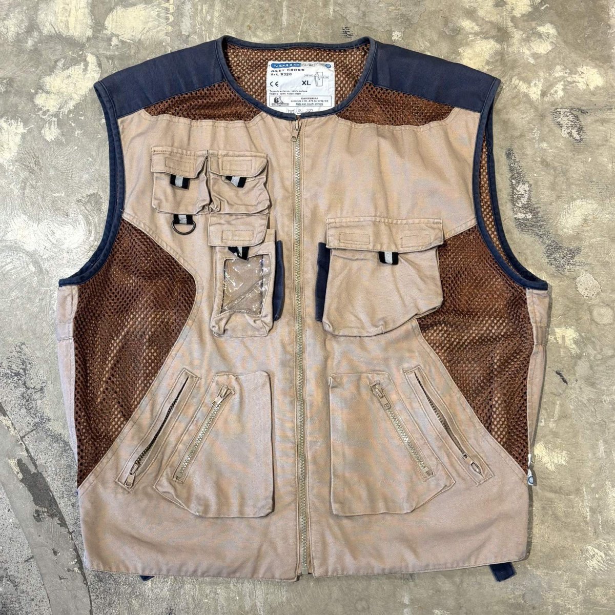 画像1: MESH SWITCHED MULTI POCKET ZIP UP VEST / Mens XL (1)