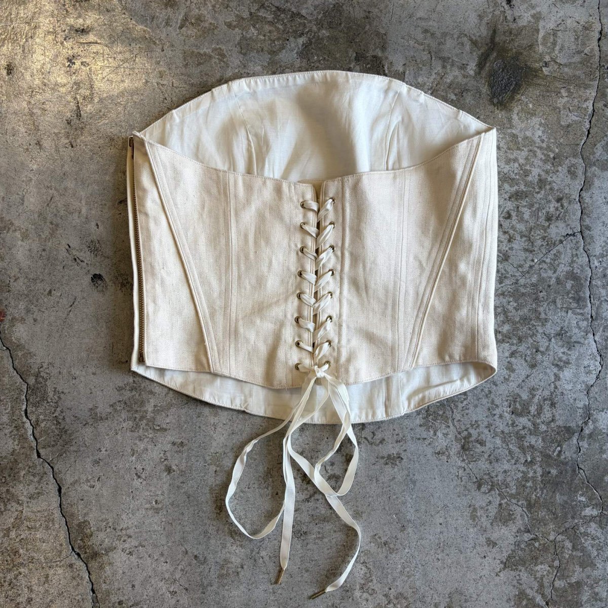 画像2: IVORY COLOR BACK LACE UP DESIGN CORSET / Ladies M~L (2)