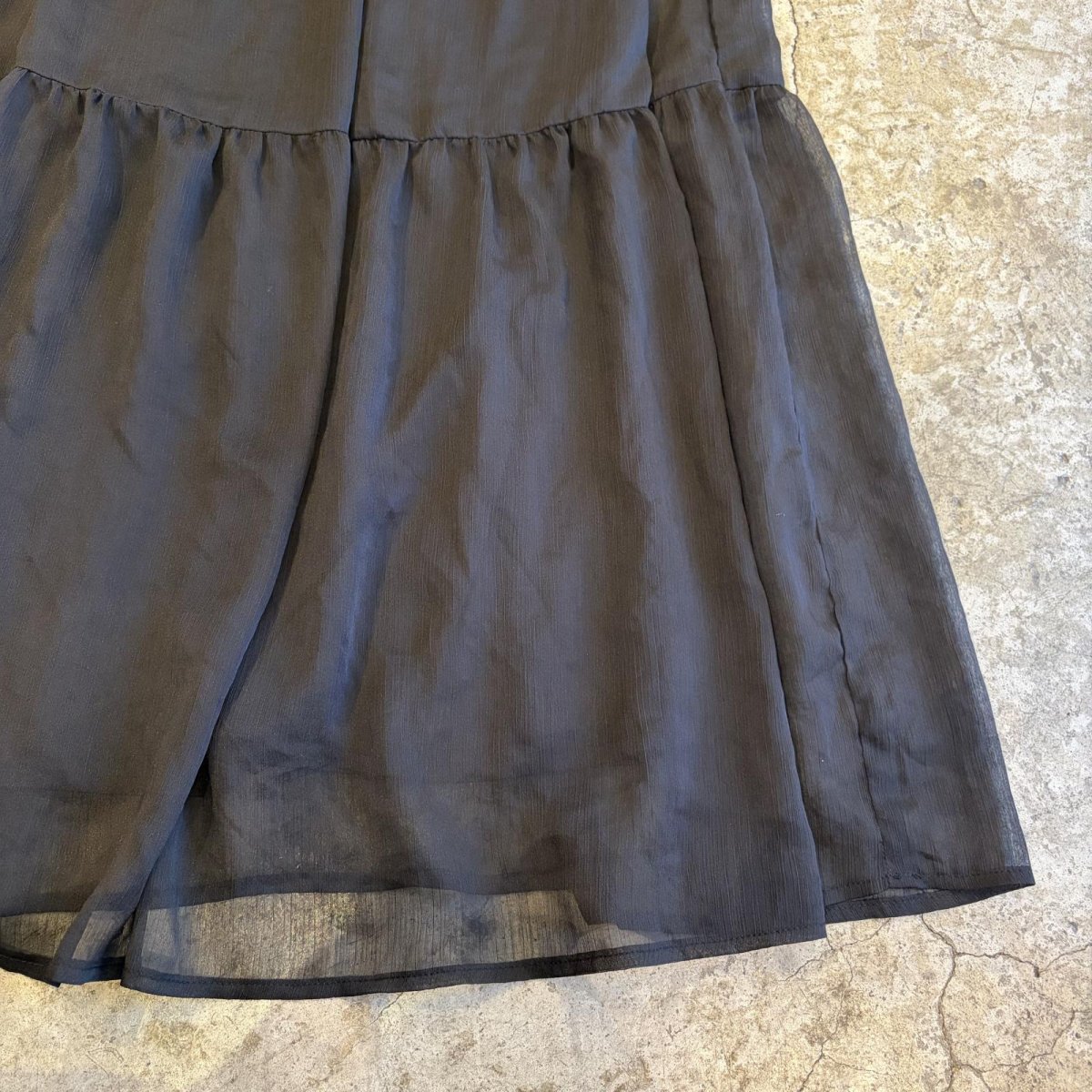 画像4: BLACK COLOR DESIGN TIERED DESIGN SKIRT / W25~W31 (4)