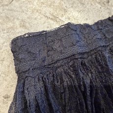 画像8: BLACK COLOR LACE DESIGN PLEATS LONG SKIRT / W23~W33 / MADE IN USA (8)