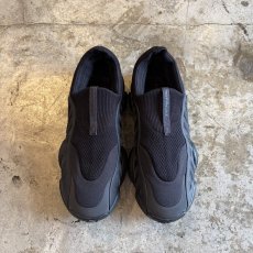 画像1: 【adidas】INTIMIDATION SLIP ON / BLACK (1)