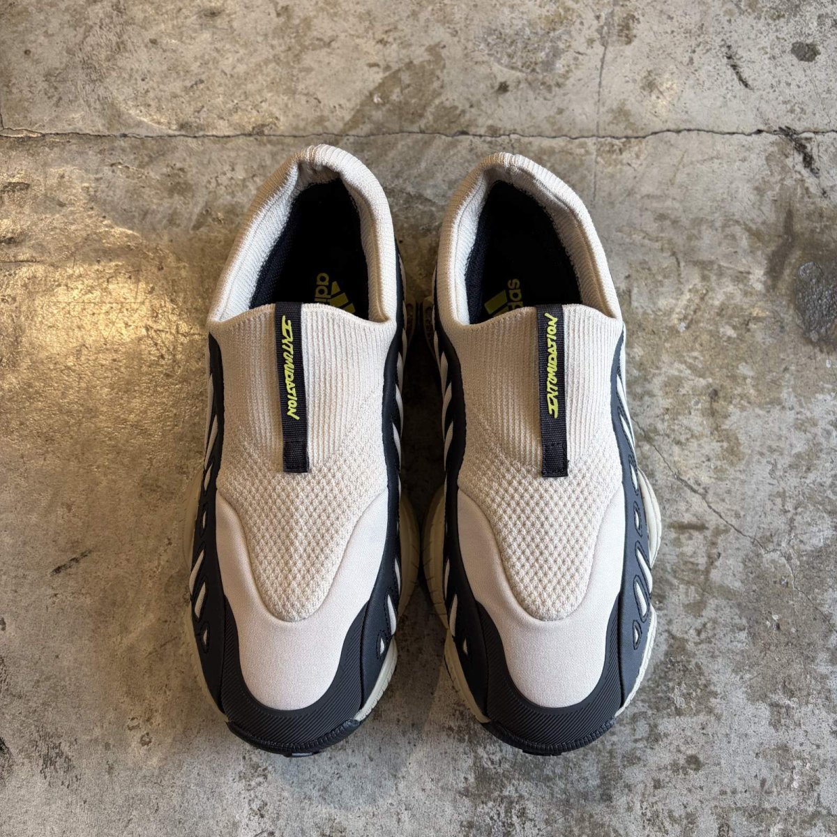 画像1: 【adidas】INTIMIDATION SLIP ON / BEIGE (1)