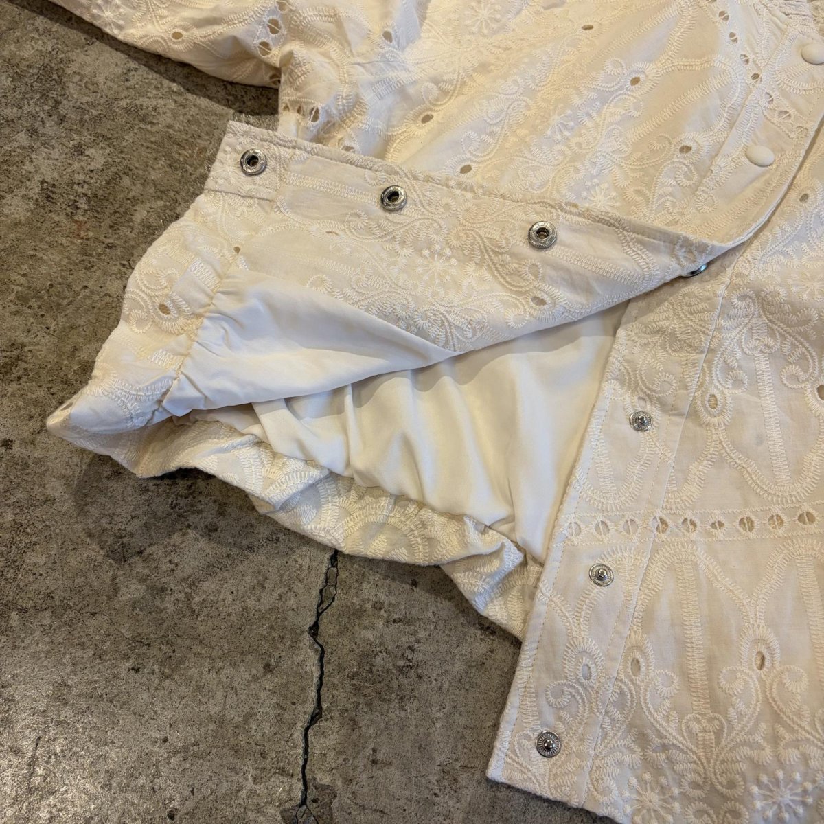 画像6: EMBROIDERY LACE DESIGN ZIP UP JACKET / Ladies XS(M) (6)