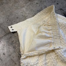 画像9: EMBOSS DESIGN FRONT SLIT STRAIGHT SKIRT / W24~W29 (9)