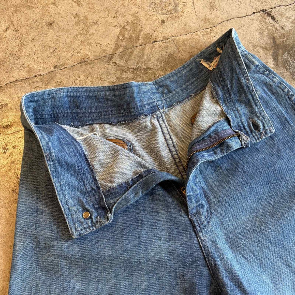 画像7: OLD WIDE DESIGN HALF DENIM PANTS / W27 (7)