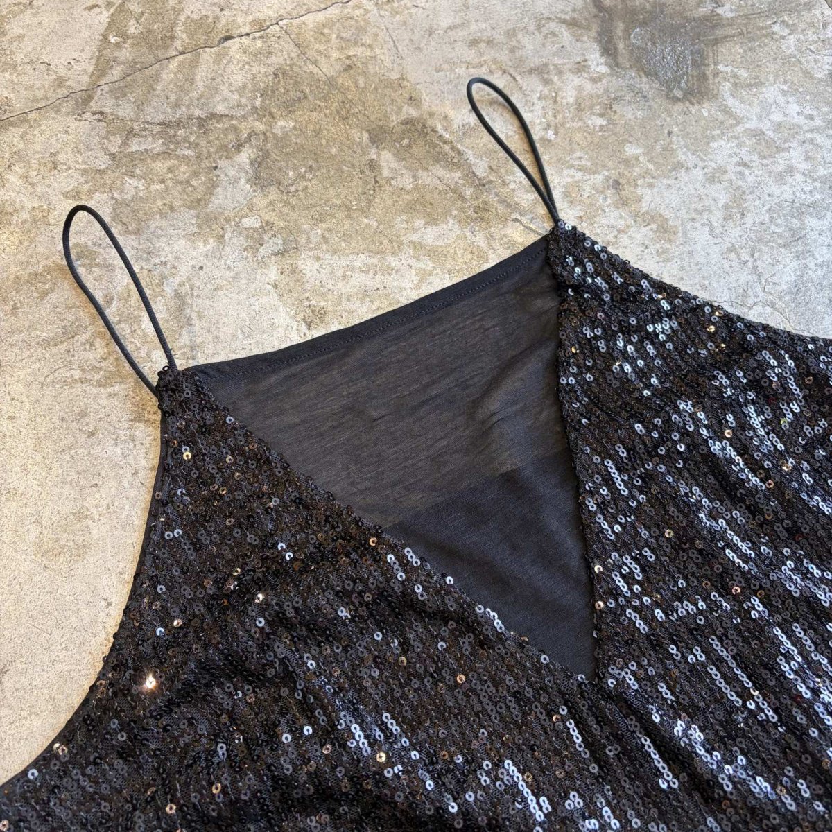 画像3: BLACK COLOR SPANGLE DESIGN POINT SHEER CAMISOLE / Ladies M (3)