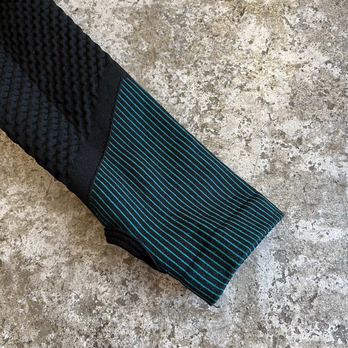 画像5: 2 TONE COLOR BLOCKING DESIGN SHORT ZIP UP L/S TOPS / Ladies XS~S(M) (5)