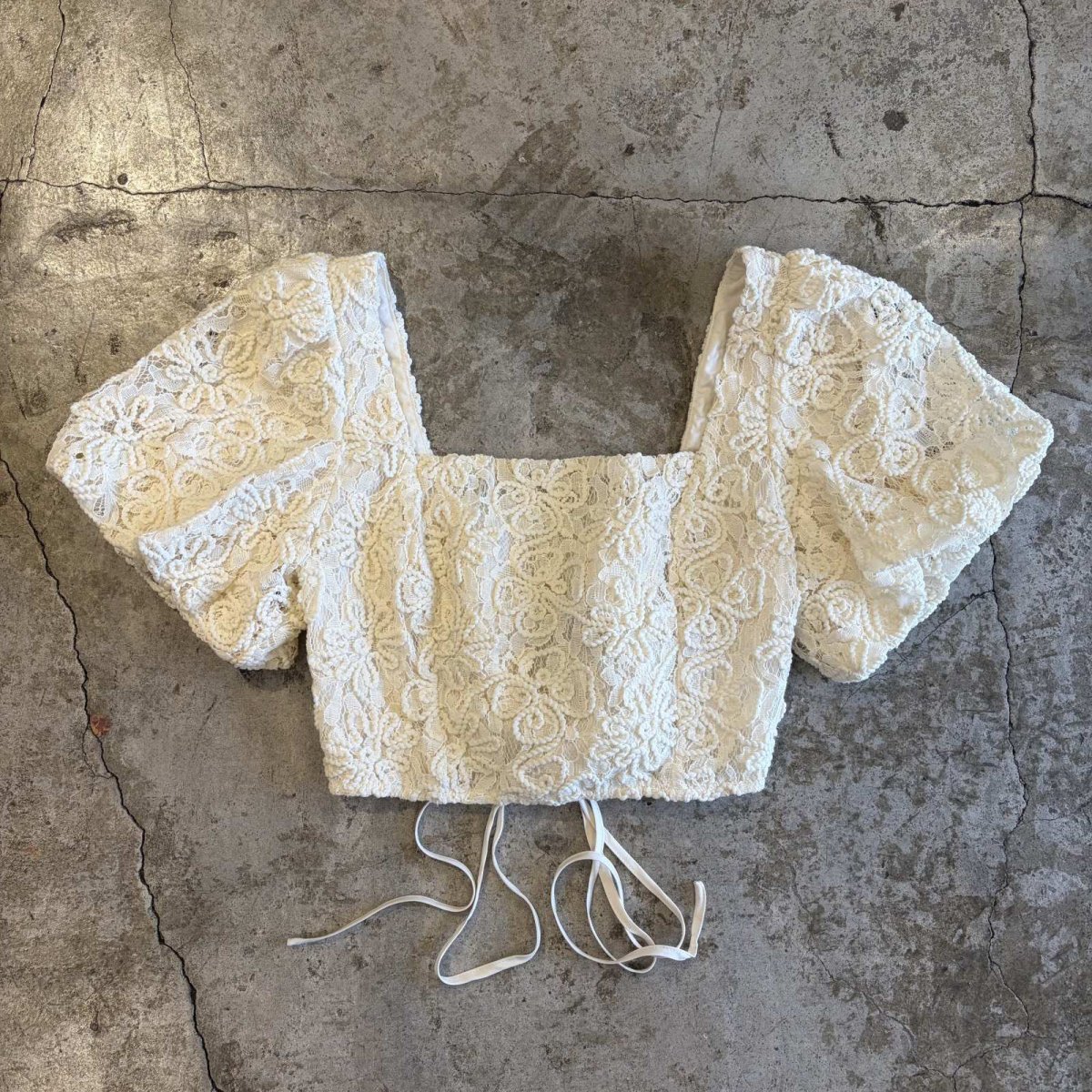 画像1: BACK LACE UP DESIGN PUFF SLLEVE SHORT TOPS / Ladies S(M)  (1)