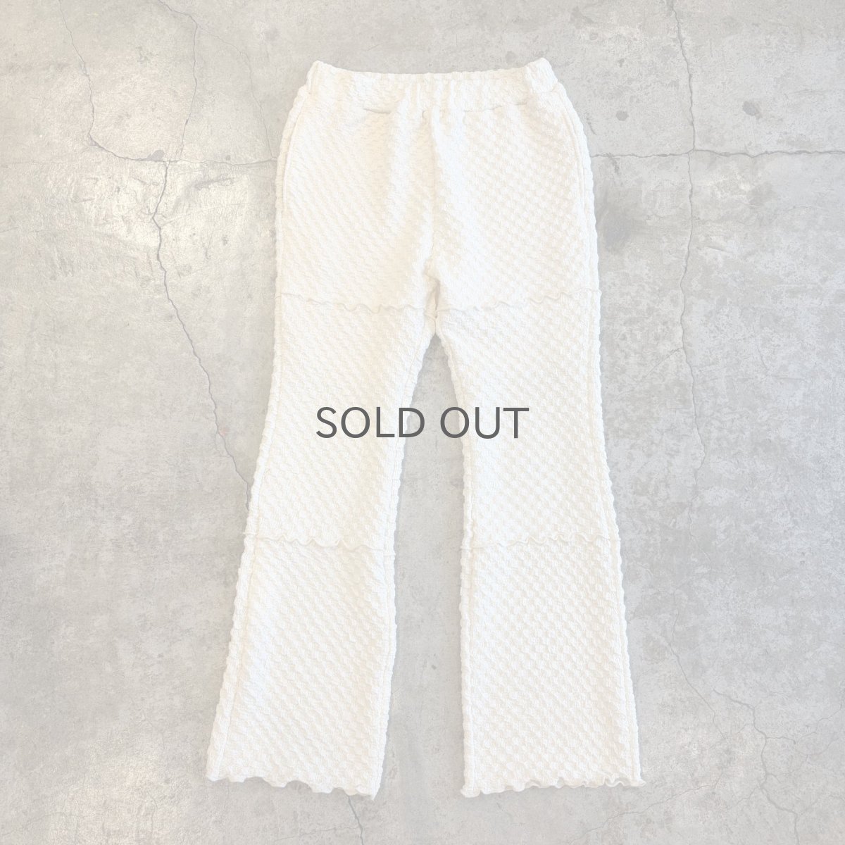 画像1: EMBOSS DESIGN STITCH LINE FLARE PANTS / W26~W35 (1)