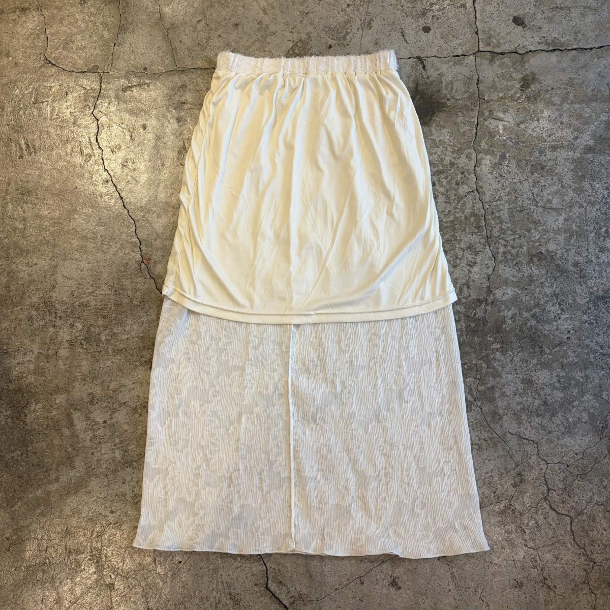 画像9: WHITE COLOR SHORT SHAGGY ALL OVER PATTERN DESIGN SKIRT / W25~W40 (9)