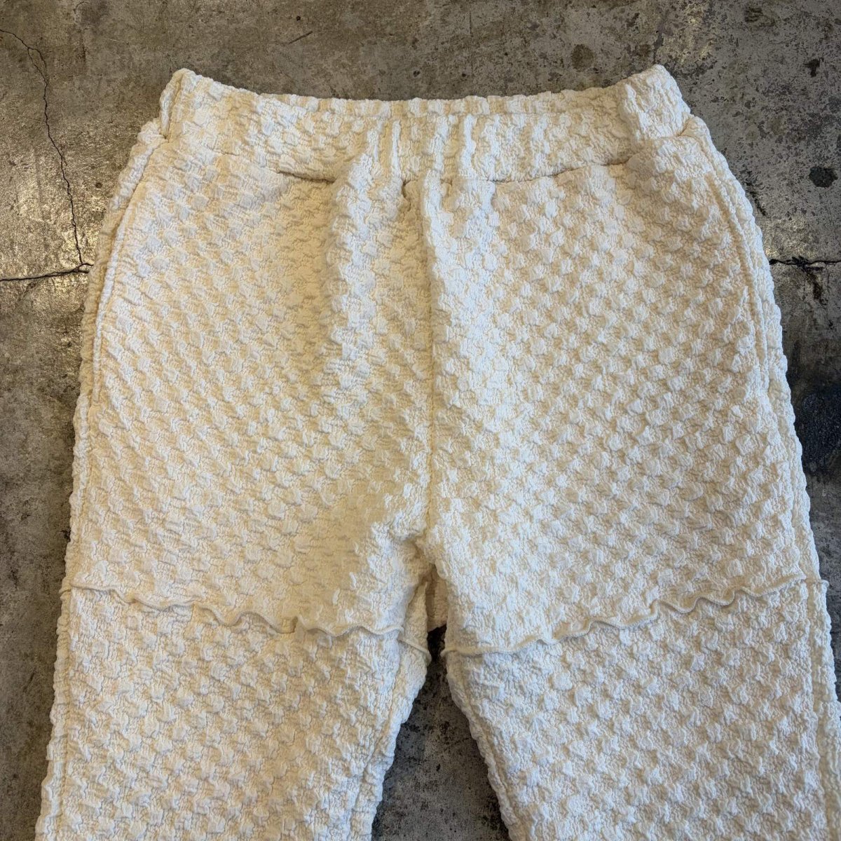 画像7: EMBOSS DESIGN STITCH LINE FLARE PANTS / W26~W35 (7)