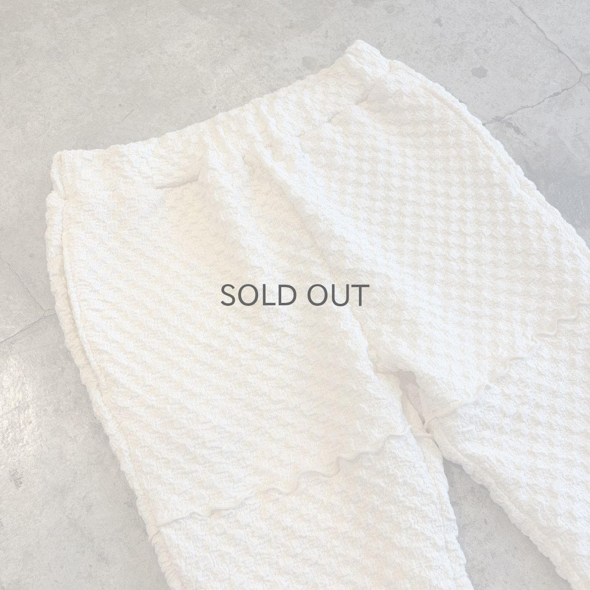 画像3: EMBOSS DESIGN STITCH LINE FLARE PANTS / W26~W35 (3)