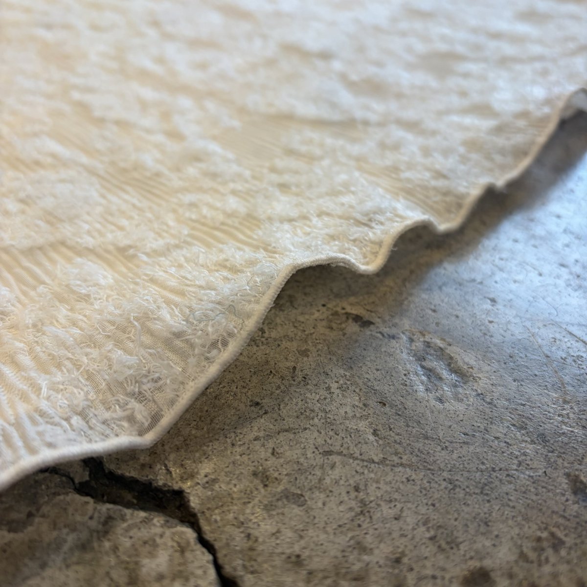 画像10: WHITE COLOR SHORT SHAGGY ALL OVER PATTERN DESIGN SKIRT / W25~W40 (10)