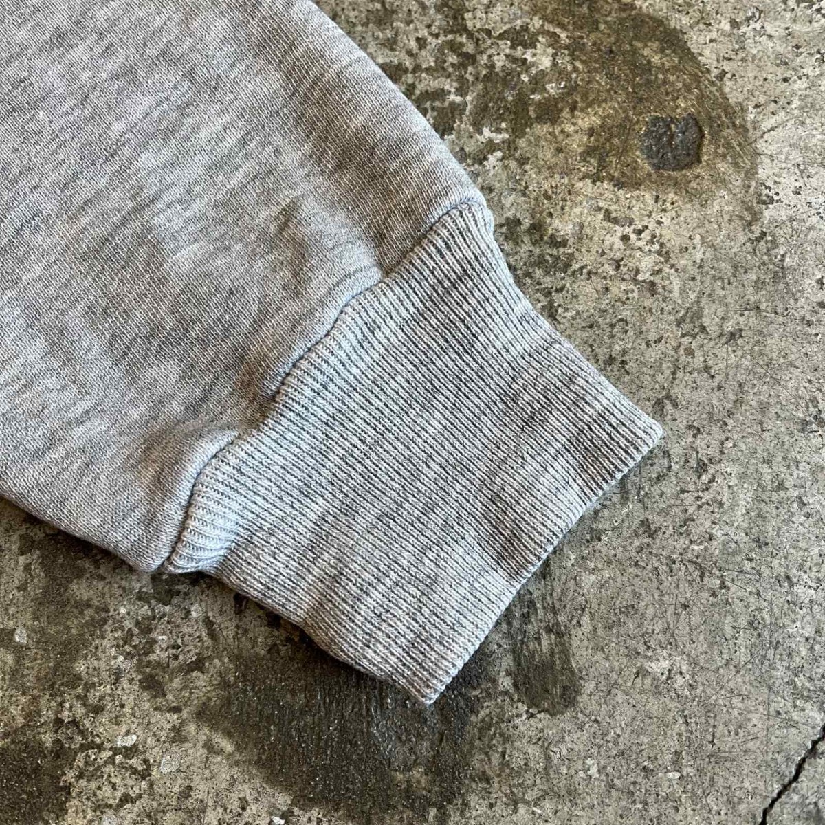 画像6: 80's "MICKEY" PRINTED DESIGN L/S SWEAT / Ladies M(L) / MADE IN USA (6)