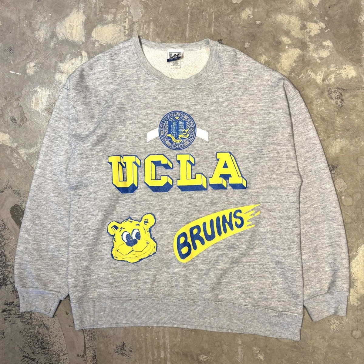 画像1: 90's "UCLA" FRONT PRINTED SWEAT / Mens XL / MADE IN USA (1)