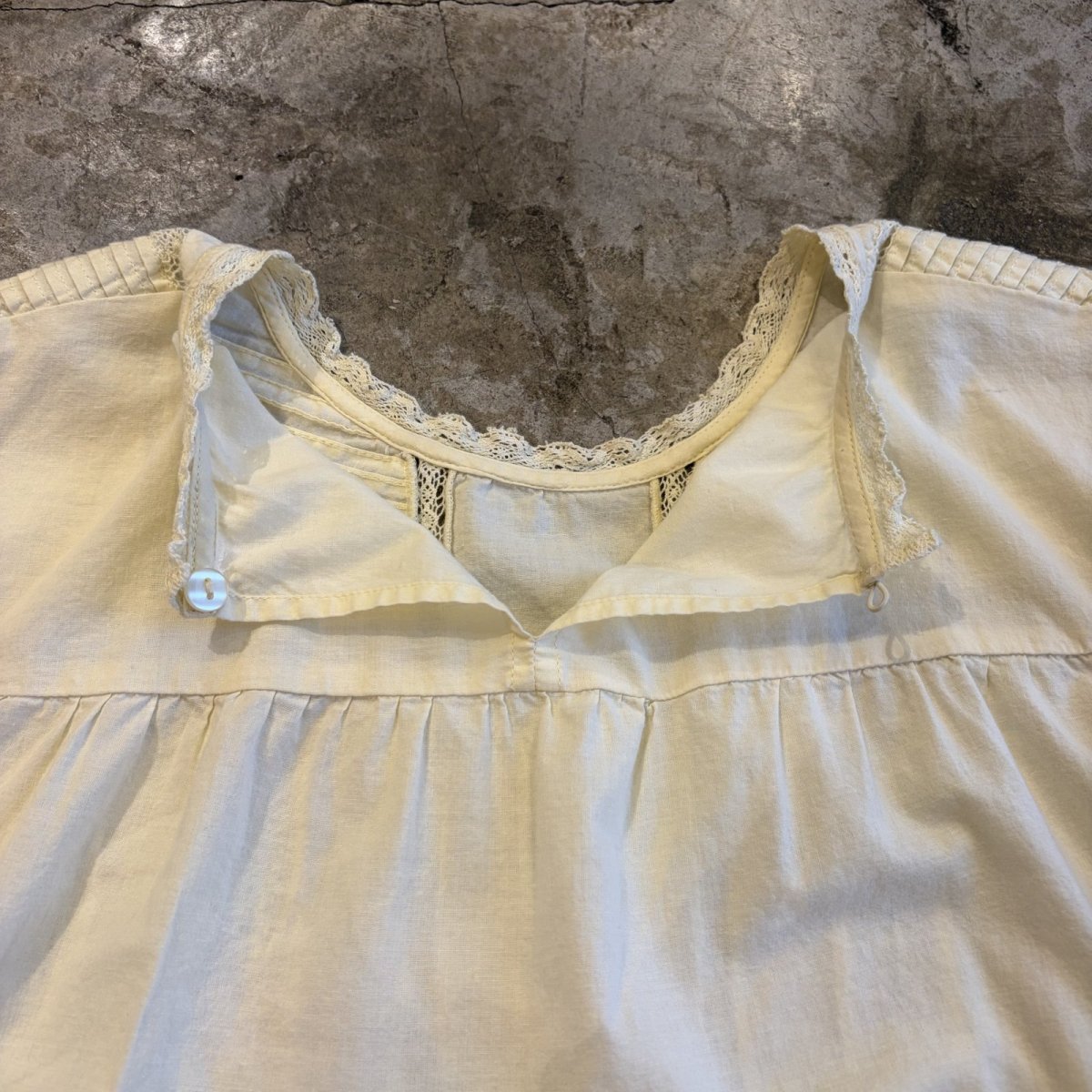 画像10: POINT FRILL LACE DESIGN SLEEVE S/S BLOUSE / Ladies M (10)