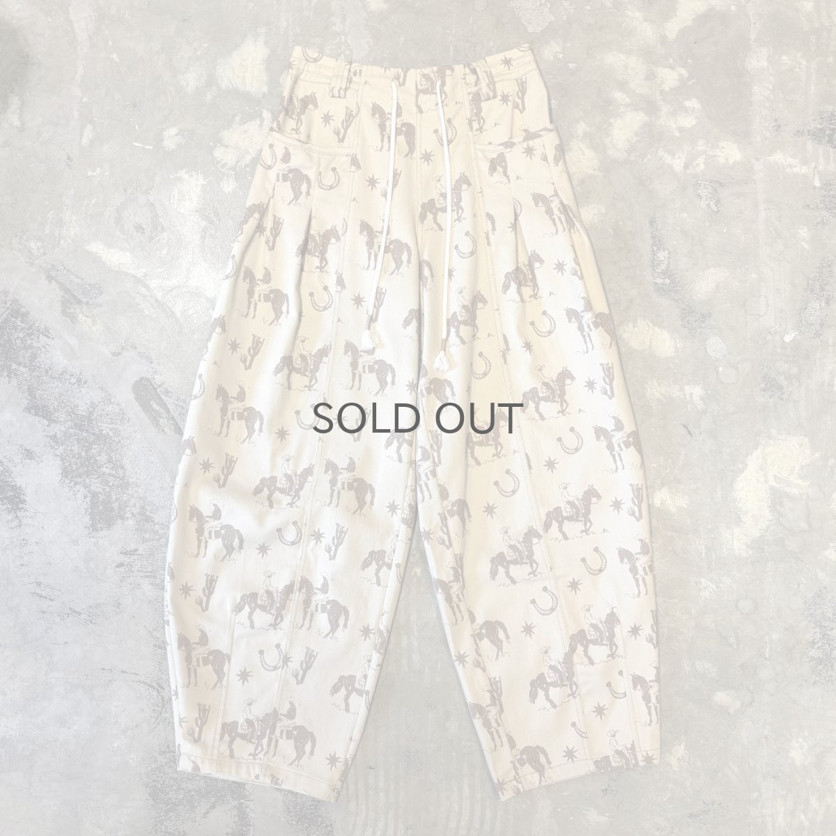 画像1: ALL OVER COWBOY GRAPHIC PATTERN BALLOON PANTS / ~W36 (1)
