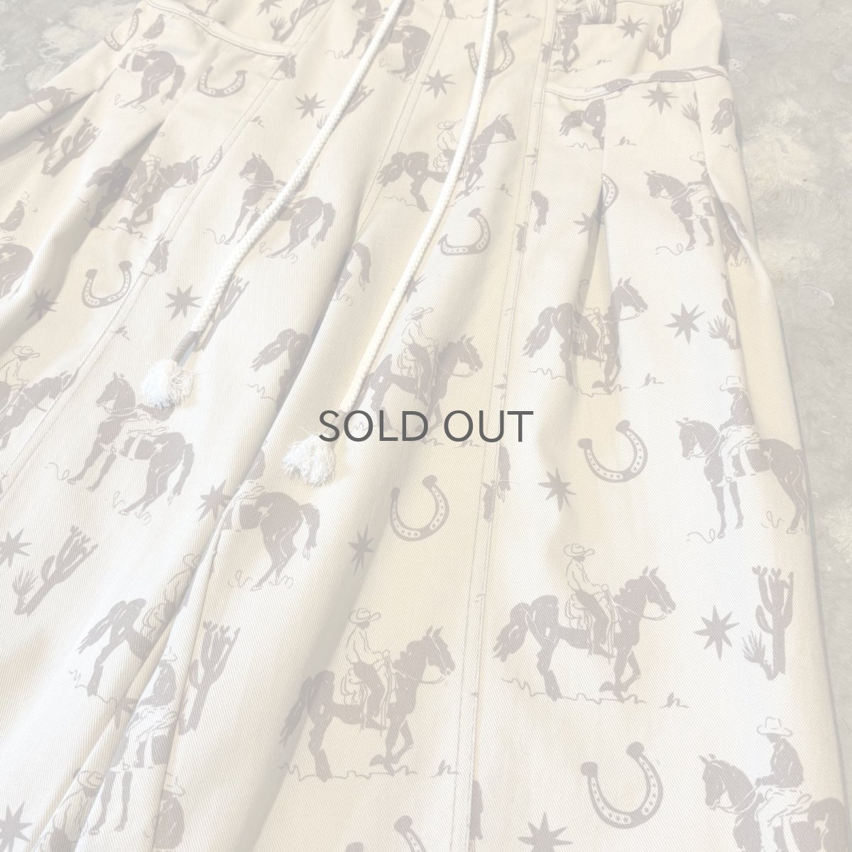 画像4: ALL OVER COWBOY GRAPHIC PATTERN BALLOON PANTS / ~W36 (4)
