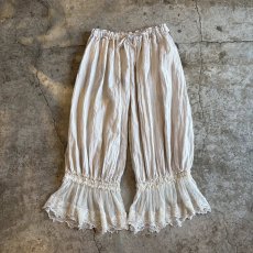 画像1: LACE DESIGN DRAWERS PANTS / FREE~W35 (1)