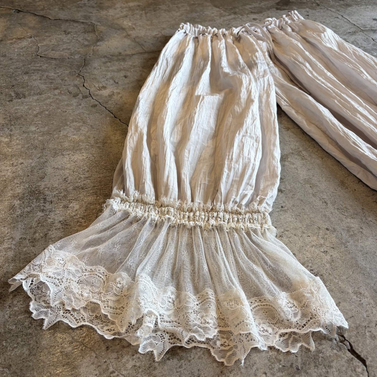 画像4: LACE DESIGN DRAWERS PANTS / FREE~W35 (4)