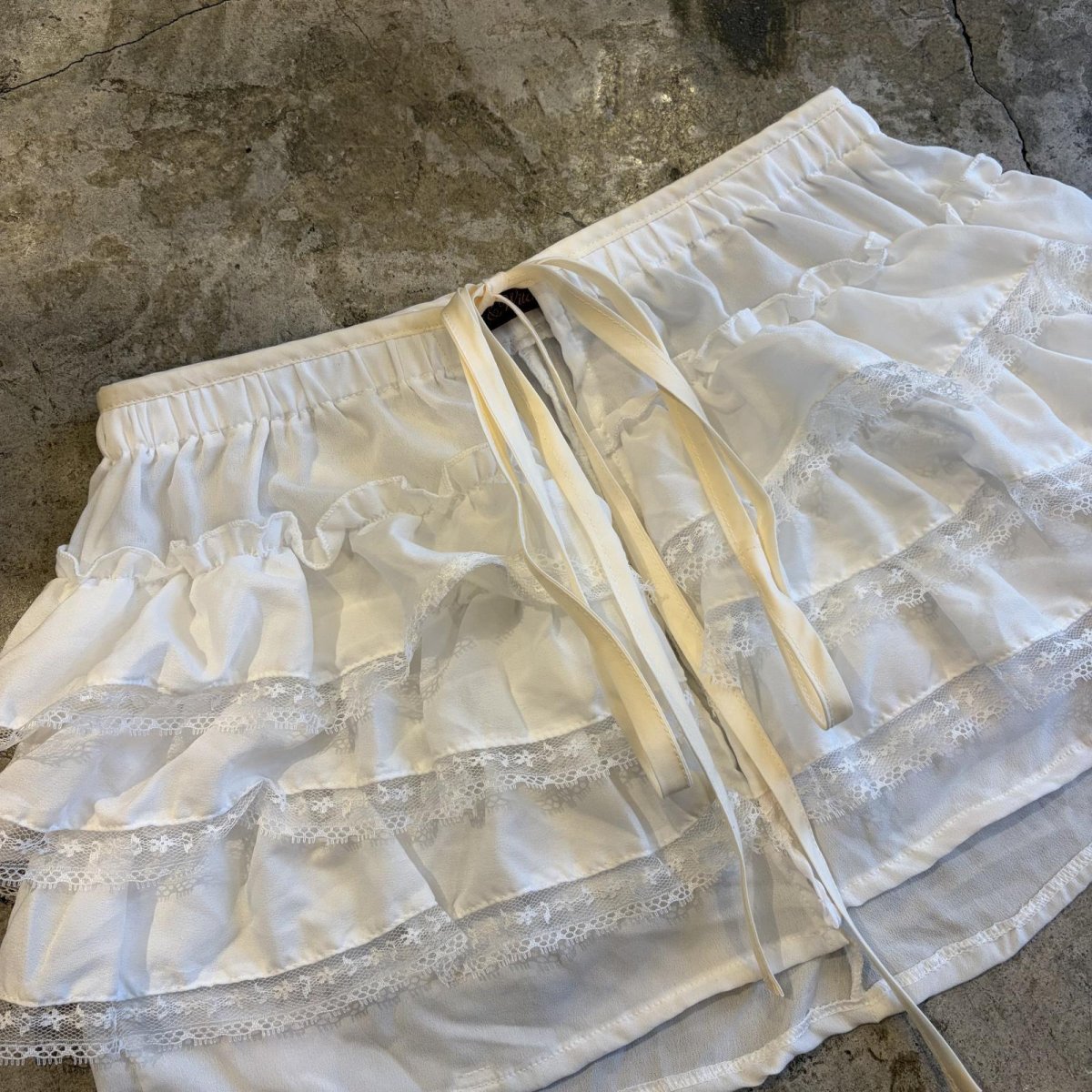 画像3: 【Wiz&Witch】"UNITED" VINTAGE LACE MIX WRAP SKIRT / FREE (3)