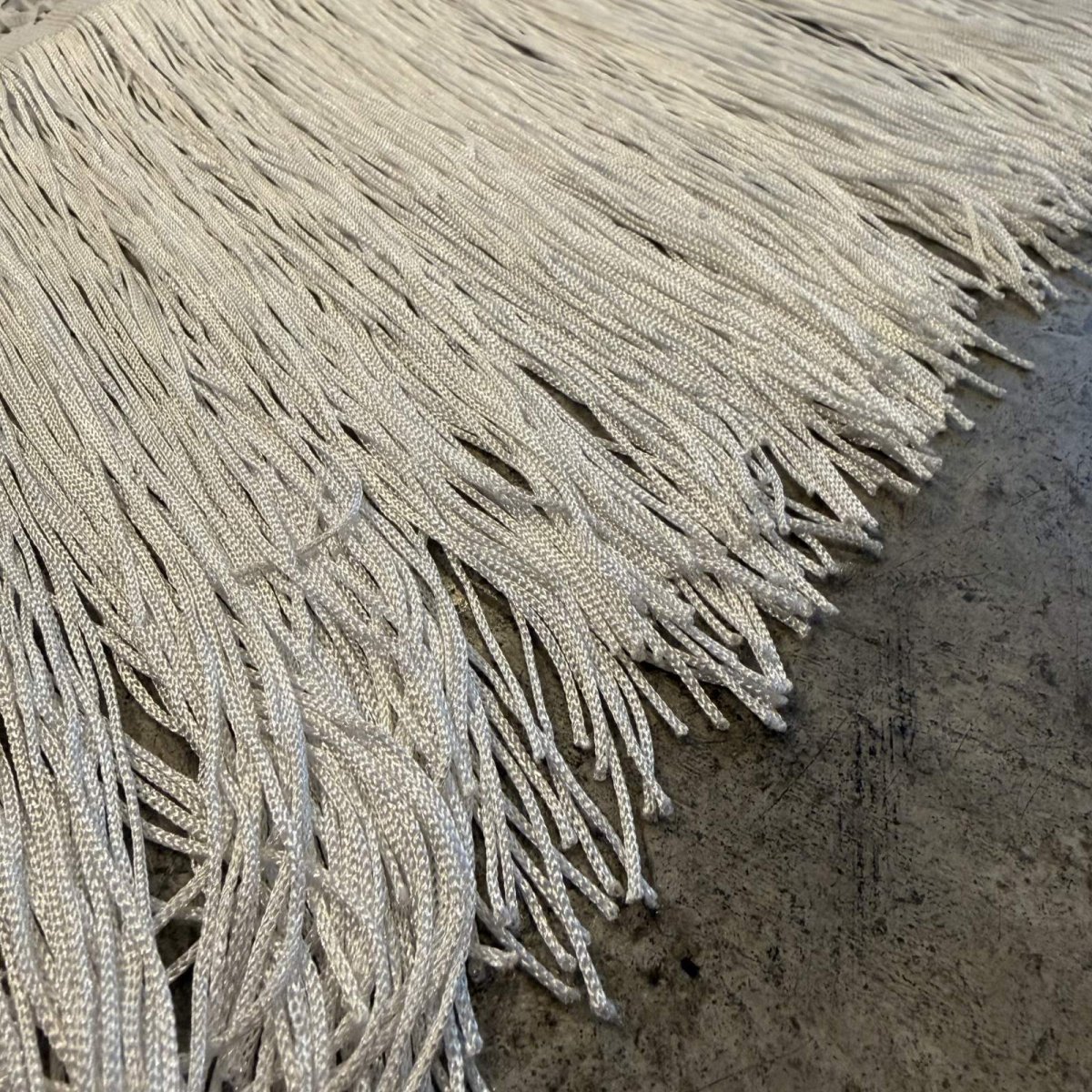 画像9: WHITE COLOR MESH DESIGN ASYMMETRY FRINGE SKIRT / W24~W31 (9)