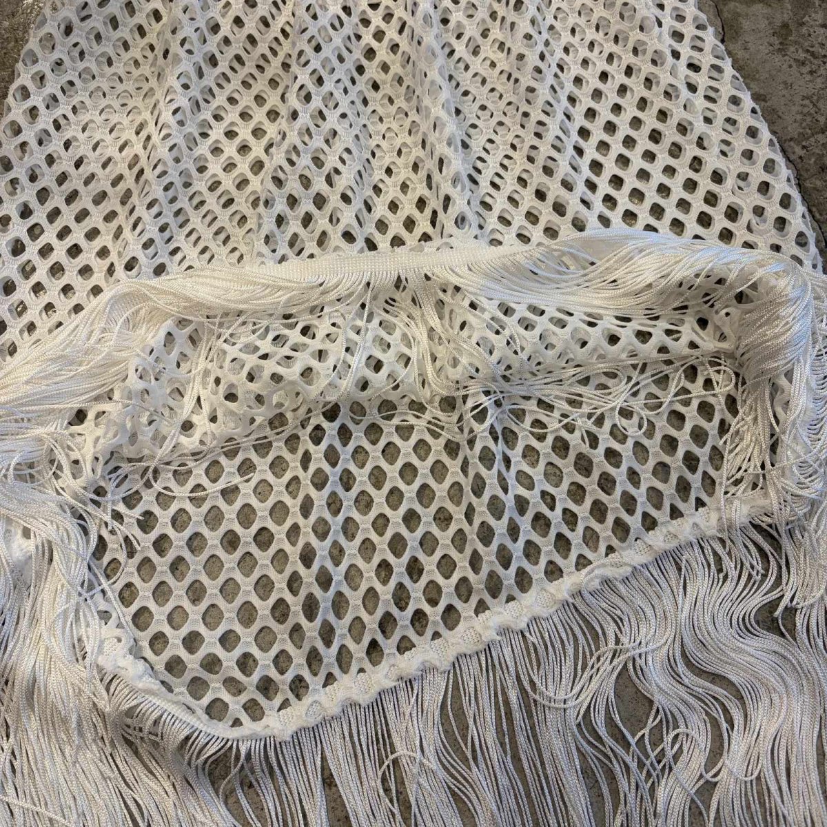 画像8: WHITE COLOR MESH DESIGN ASYMMETRY FRINGE SKIRT / W24~W31 (8)